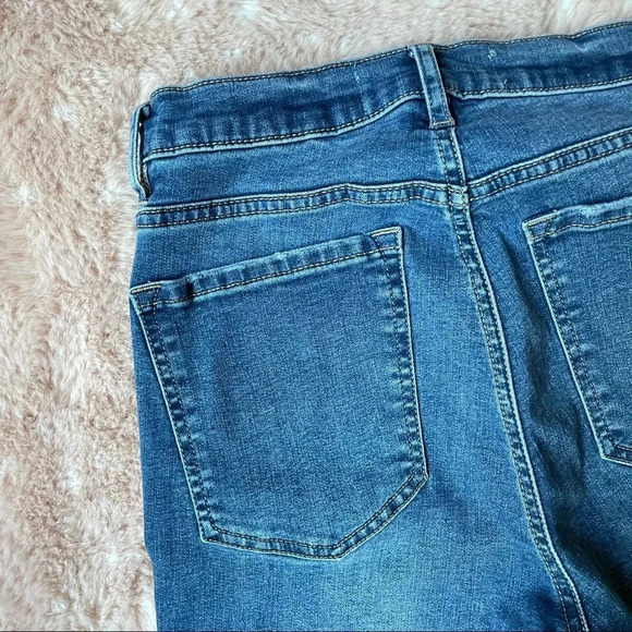 GARAGE High Rise Distressed Raw Hem Skinny Jeggings in Mudhoney Blue Size 7 - Picture 14 of 15